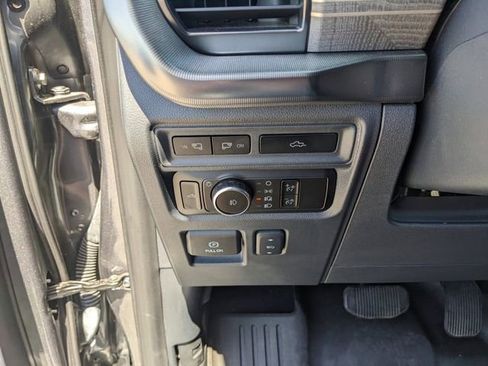 Used 2023 Ford F150 Platinum w/ Equipment Group 701A High image 29