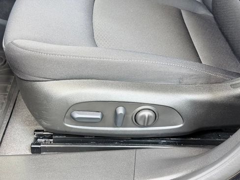 Used 2025 Chevrolet Malibu LT w/ Midnight Edition FWD image 12