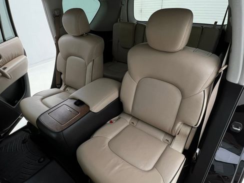 Used 2022 Nissan Armada SL w/ Captain's Chairs Package image 15