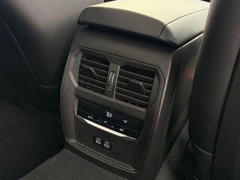 Used 2026 BMW 330i xDrive 330i xDrive image 19