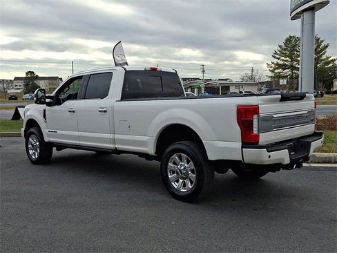Used 2019 Ford F350 Platinum w/ Platinum Ultimate Package image 4