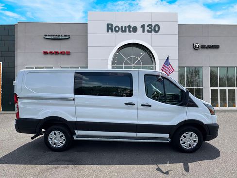 Used 2025 Ford Transit 250 Low Roof w/ Exterior Upgrade Package RWD image 5