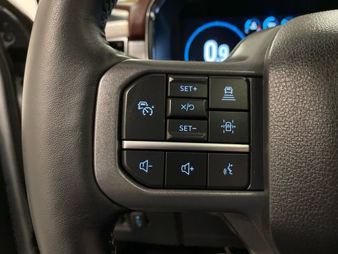 Used 2023 Ford F150 Lariat w/ Equipment Group 502A High image 26