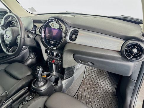 Certified 2024 MINI Cooper S image 29