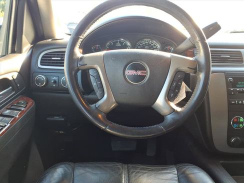Used 2013 GMC Yukon XL SLT image 5