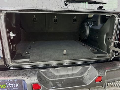 Used 2023 Jeep Wrangler Sahara w/ Cold Weather Group image 30