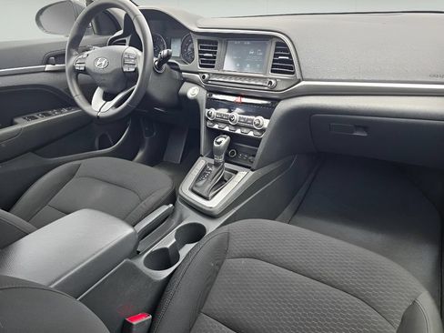 Used 2020 Hyundai Elantra Value Edition w/ Cargo Package (C1) FWD image 12
