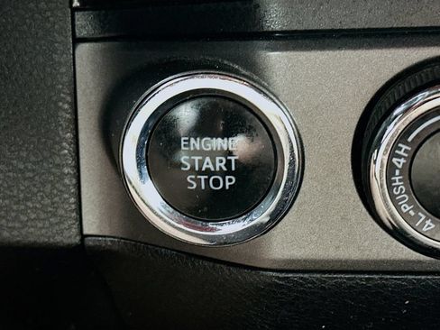 Used 2017 Toyota Tacoma TRD Off-Road w/ Tow Package (A/T) AWD/4WD image 27