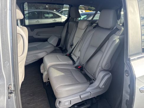 Used 2024 Honda Odyssey EX-L image 6