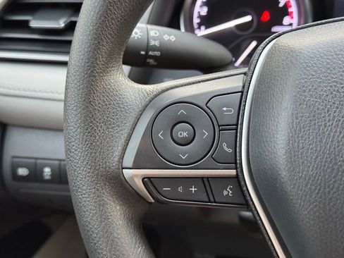 Used 2021 Toyota Camry LE image 26