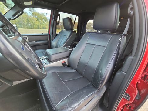 Used 2017 Ford Expedition EL Limited image 12