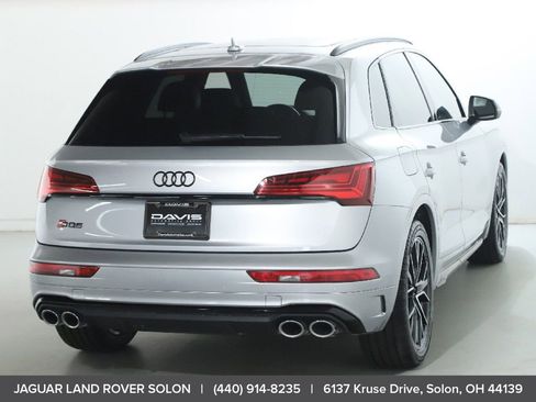 Used 2023 Audi SQ5 Premium Plus AWD/4WD image 9