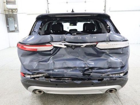 Used 2022 Lincoln Corsair EcoBoost AWD w/ Equipment Group 101A image 8
