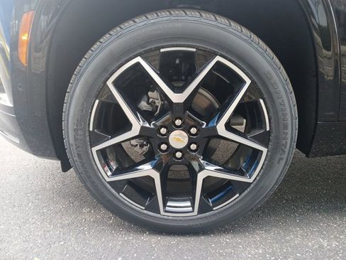 New 2026 Chevrolet Traverse High Country w/ LPO, Floor Liner Package AWD/4WD image 34