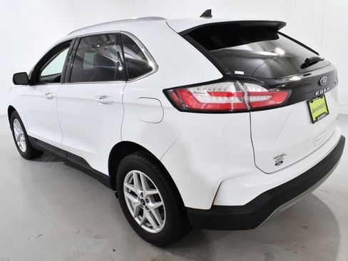 Used 2022 Ford Edge SEL w/ Convenience Package image 15