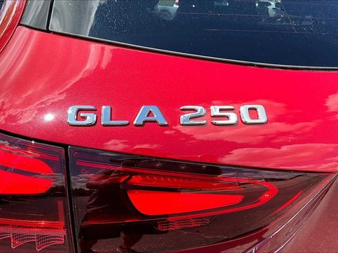 New 2026 Mercedes-Benz GLA 250 image 7