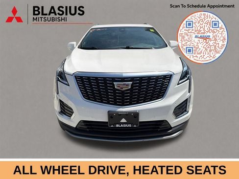 Used 2025 Cadillac XT5 Premium Luxury AWD/4WD image 2