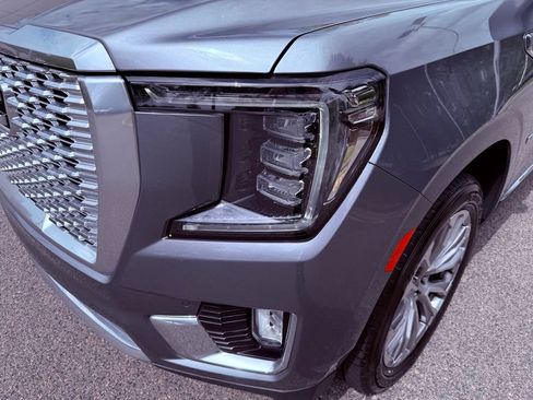 Used 2022 GMC Yukon Denali AWD/4WD image 21