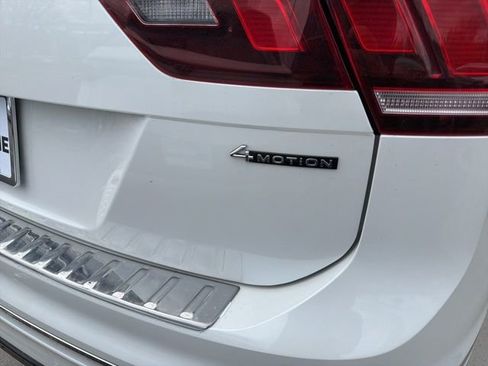 Used 2022 Volkswagen Tiguan SEL R-Line AWD/4WD image 23