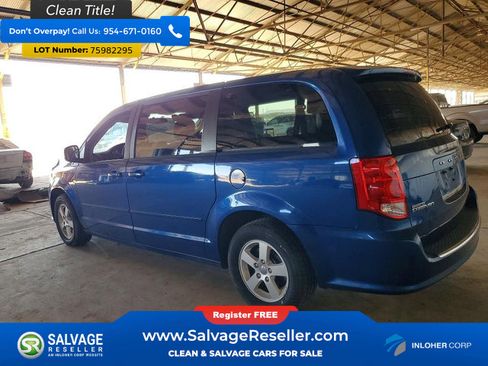Used 2011 Dodge Grand Caravan Mainstreet image 3
