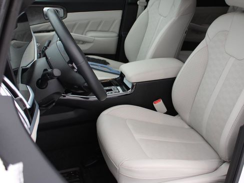 New 2025 Kia Sorento SX image 15