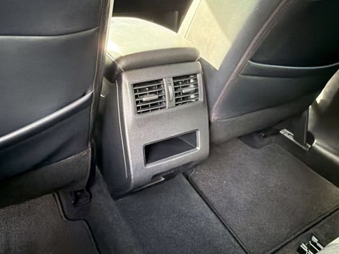 Used 2022 Mitsubishi Outlander SE FWD image 24
