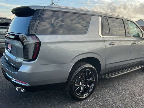New 2026 Chevrolet Suburban Premier w/ Sun And Tow Package image 5