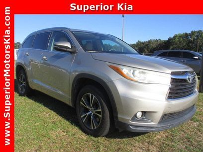 Used 2016 Toyota Highlander XLE