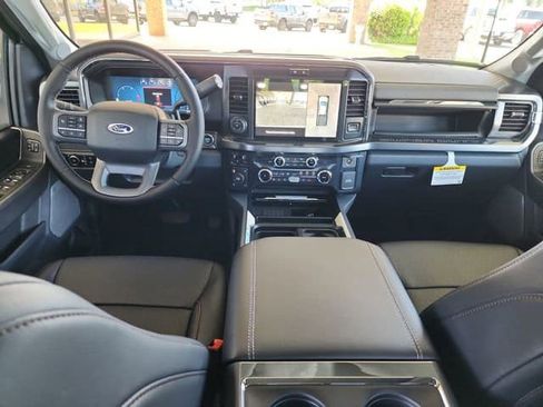 New 2025 Ford F250 Lariat w/ Lariat Ultimate Package image 30