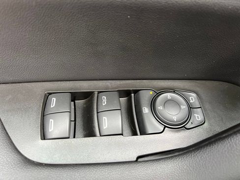 Used 2022 Chevrolet Blazer LT FWD image 23