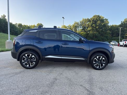 New 2026 Nissan Kicks SV w/ Cold Weather Package AWD/4WD image 4