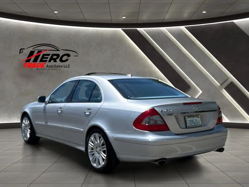 Used 2008 Mercedes-Benz E 350 Sedan image 6