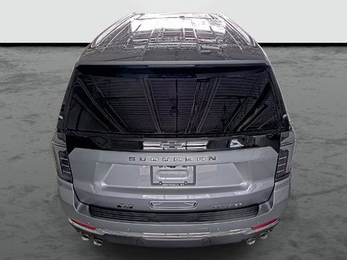 New 2026 Chevrolet Suburban Premier AWD/4WD image 3