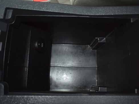 Used 2017 Ford Escape SE FWD image 28