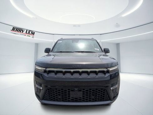 New 2026 Jeep Grand Wagoneer Limited image 8