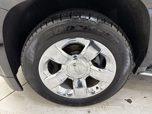 Used 2015 Chevrolet Tahoe LTZ image 37
