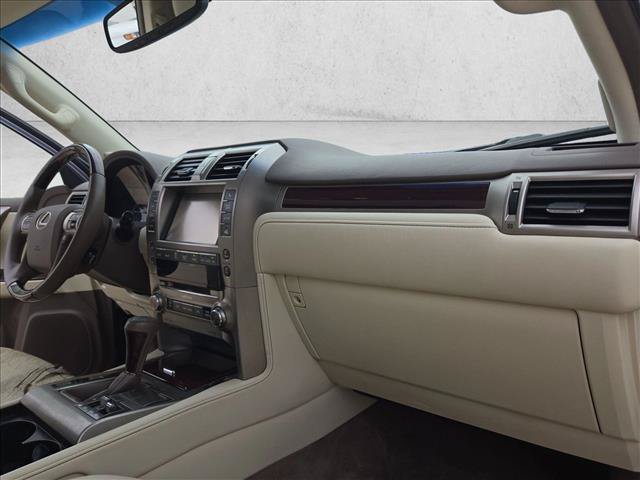 Used 2015 Lexus GX 460 w/ Premium Package AWD/4WD image 20