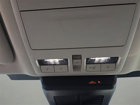 Used 2024 MAZDA CX-90 3.3 Turbo w/ Preferred Plus image 21