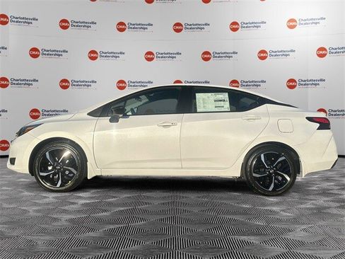 New 2025 Nissan Versa SR w/ Trunk Package image 2