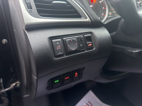 Used 2018 Nissan Sentra SV image 16