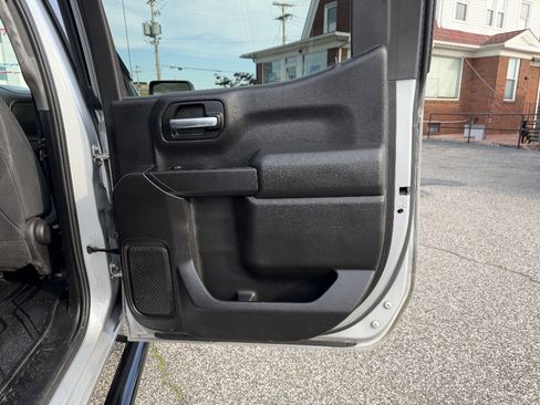 Used 2019 Chevrolet Silverado 1500 LT w/ All-Star Edition AWD/4WD image 14