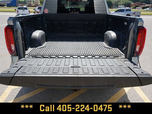 Used 2025 GMC Sierra 1500 SLT AWD/4WD image 19