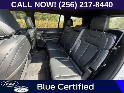 Used 2024 Jeep Grand Cherokee L Overland w/ Trailer Tow Package image 9