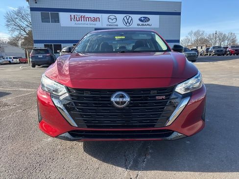 Used 2024 Nissan Sentra SR image 2