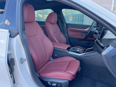 Used 2024 BMW i4 eDrive40 w/ Premium Package image 30