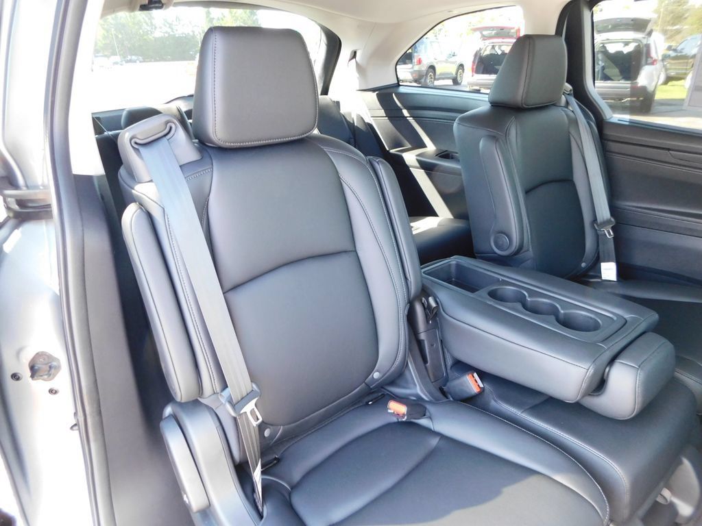 New 2027 Honda Odyssey EX-L image 23