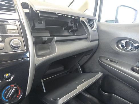 Used 2015 Nissan Versa Note SV w/ Sport Value Package FWD image 29
