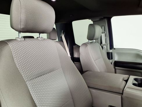 Used 2018 Ford F150 XLT w/ Equipment Group 302A Luxury RWD image 10