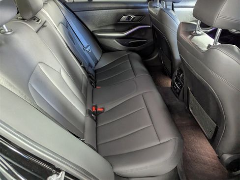 Used 2019 BMW 330i xDrive Sedan w/ Driving Assistance Package image 29
