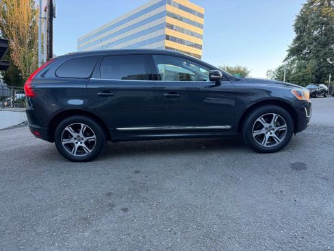 Used 2015 Volvo XC60 T6 Platinum AWD/4WD image 4